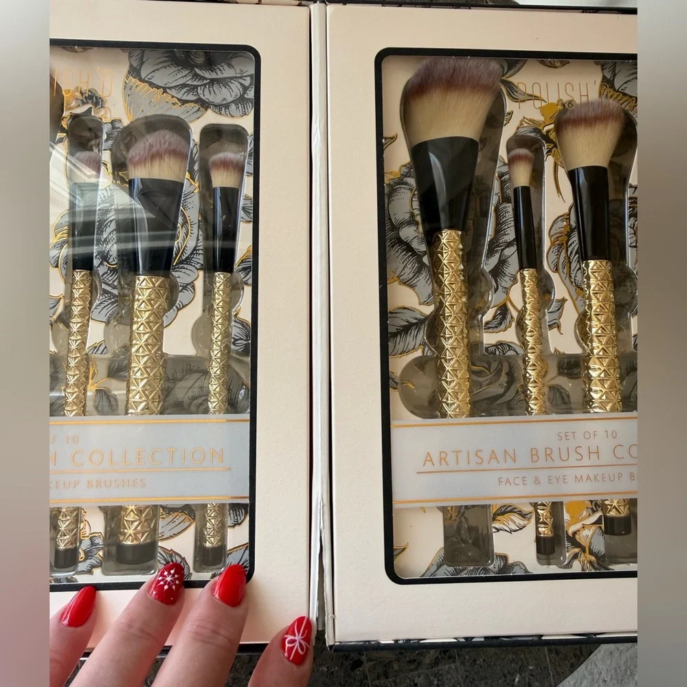 Makeup Brush Set - Gold and Black